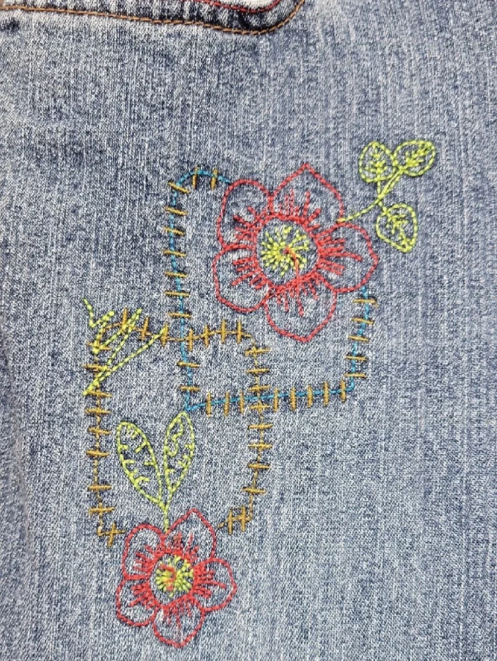 lei Flared Floral Embroidered Denim Jeans Size 12 Stretch